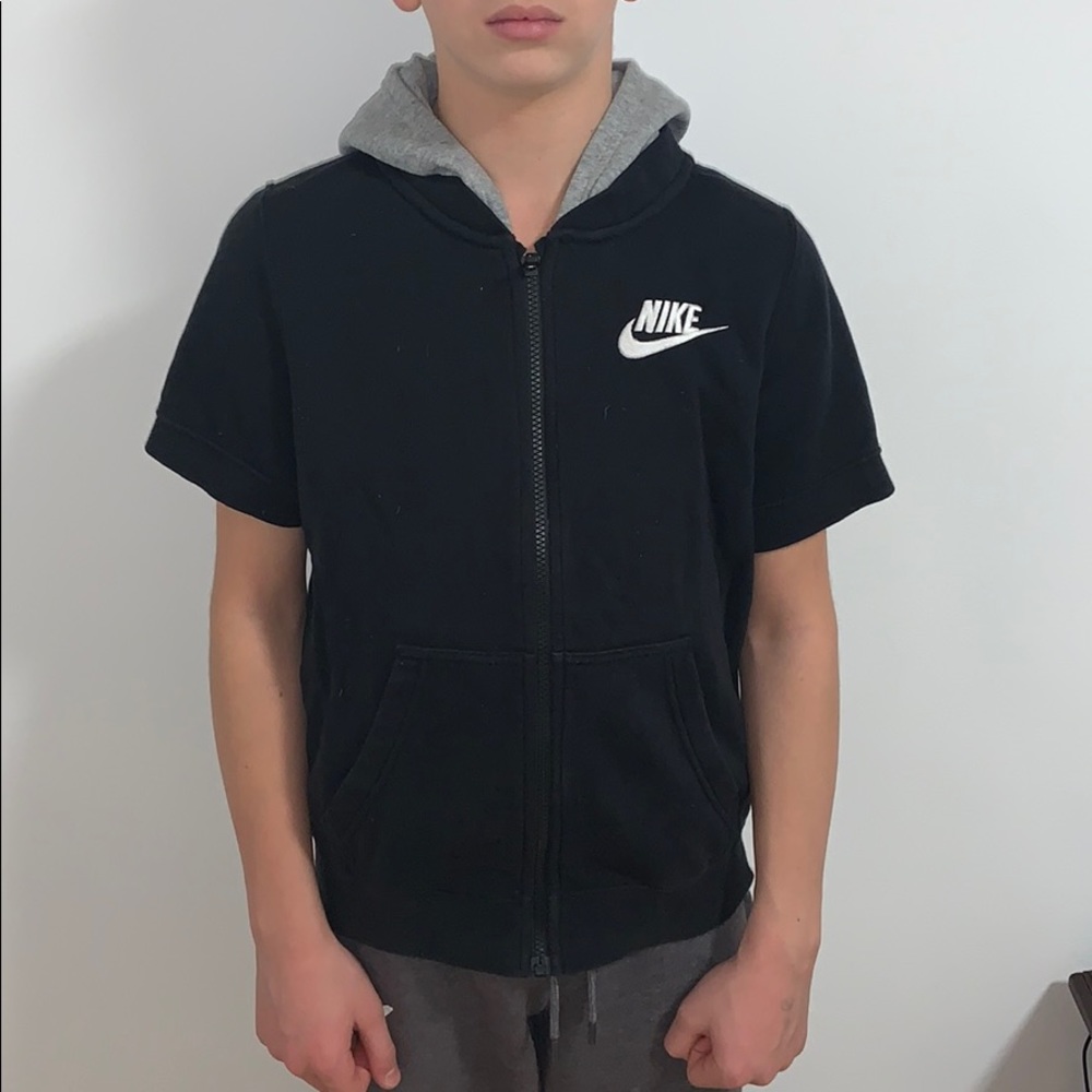 Nike Short Sleeve Zip Up Sweater Hoodie